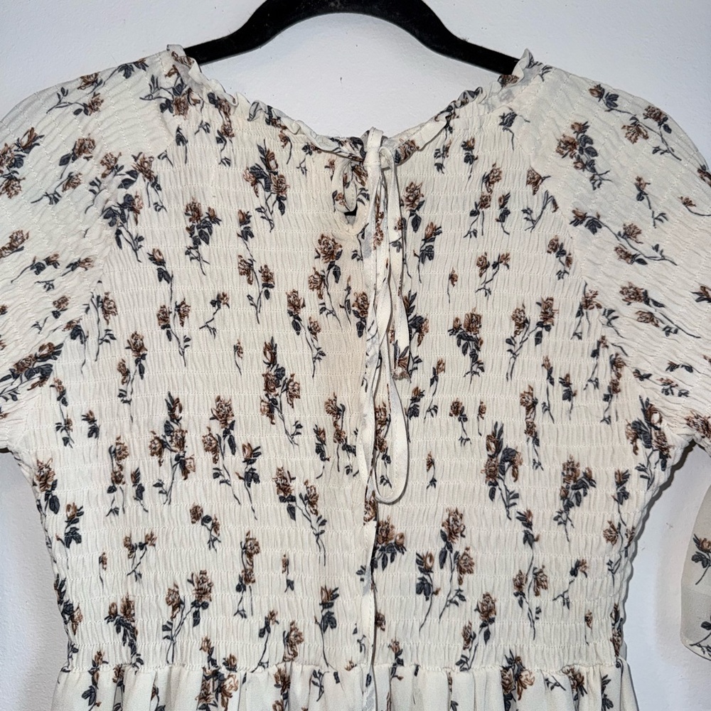 JESSAKAE The Wandering Willoughby Tiered Smocked Midi Dress in Cream Size L - Picture 6 of 12
